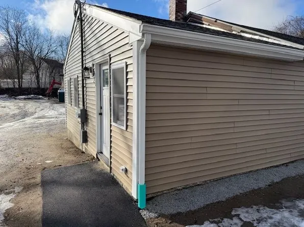 15-13 Lowell St #U, Pepperell, MA 01463