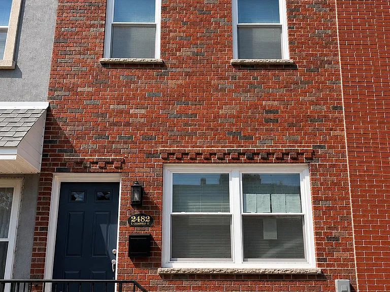 2432 E Clearfield St — Photo 2
