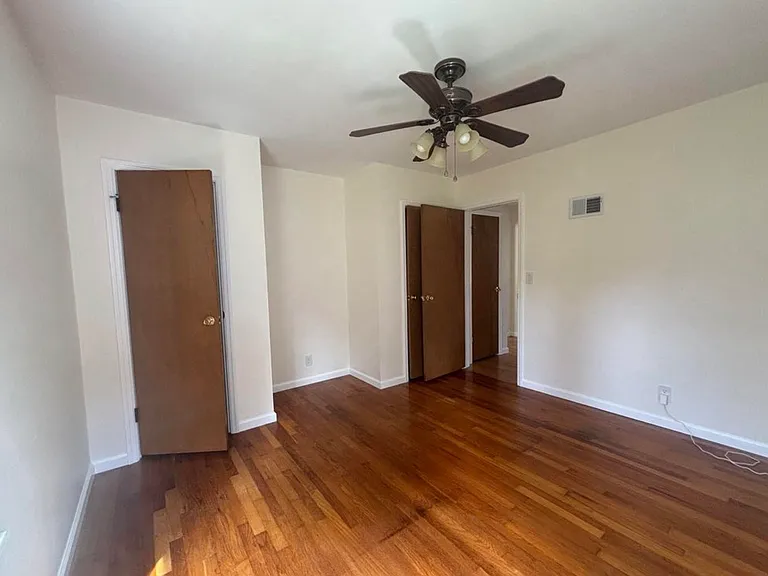 1804 W Iles Ave — Photo 7