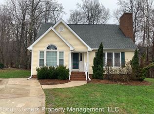 11 Swiftcreek Ct, Greensboro, NC 27407