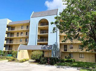 2828 Tennis Club Dr APT 207, West Palm Beach, FL 33417