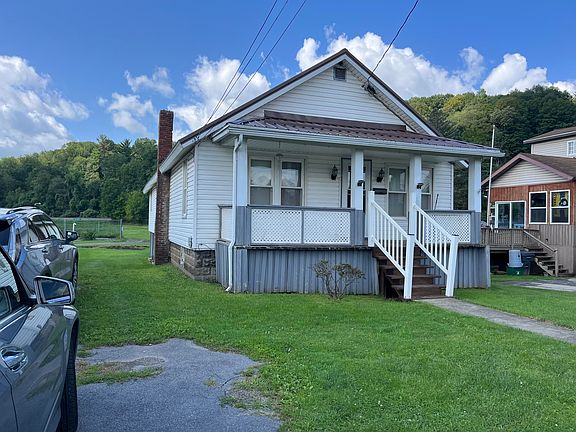2nd image of 37 W Main St