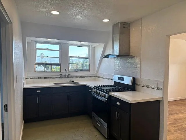 1401 High St #7 — Photo 10