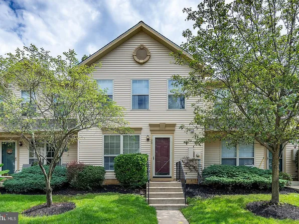 20 Woodbrook Dr, Mantua, NJ 08051