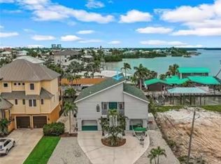 261 Egret St, Fort Myers Beach, FL 33931