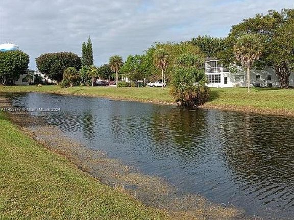 3rd image of 154 Prescott #154-H