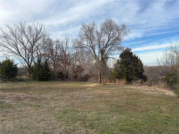 900 S 82nd, El Dorado Springs, MO 64744