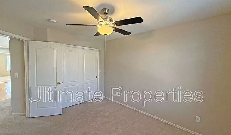 8419 W Salter Dr — Photo 10
