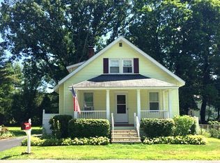 19 Elmwood Ave, Millbury, MA 01527