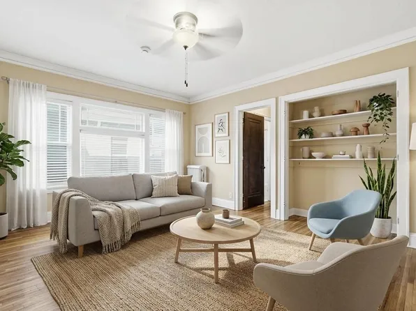 2545 Garfield Ave APT 24, Minneapolis, MN 55405