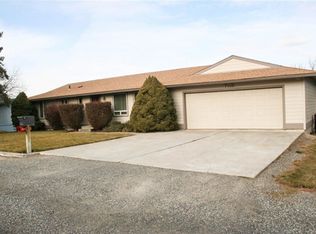 7118 W Yellowstone Ave, Kennewick, WA 99336
