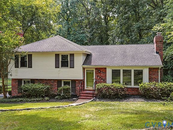 2nd image of 8349 Charlise Rd