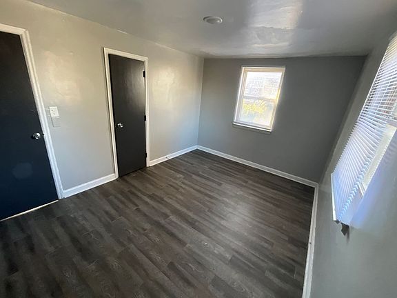 3rd image of 32 Wallace Ln APT C
