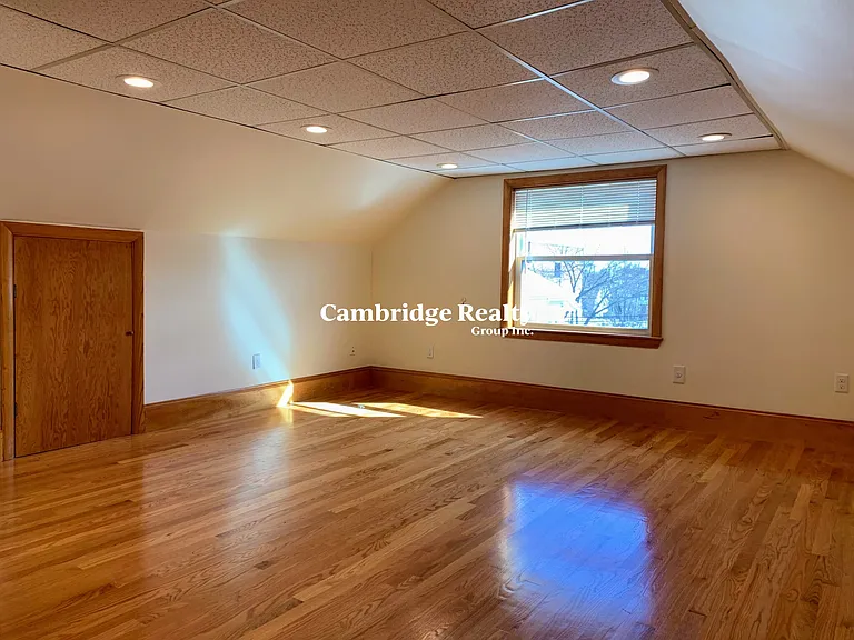19 Adams St #2T — Photo 18