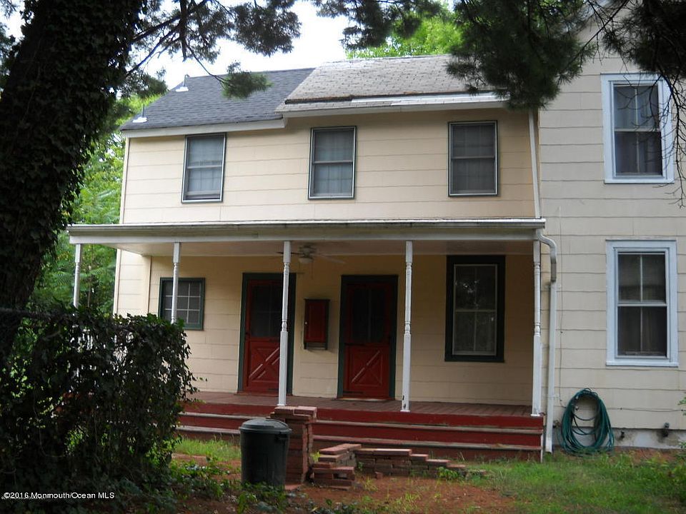 2nd image of 240 Van Dorn St