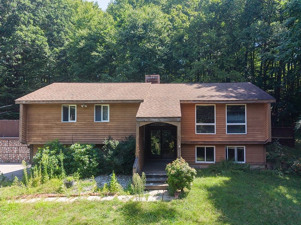 1st image of 426 Cronin Rd
