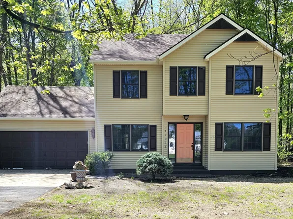 17071 Apache Trl, Three Rivers, MI 49093