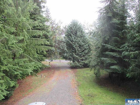 2nd image of 214 Honeymoon Ln