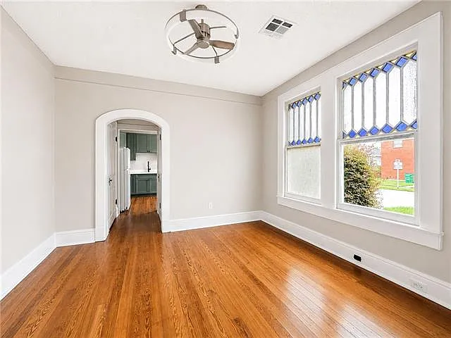 100 Papworth Ave — Photo 7