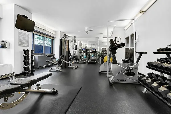 Rented by SPiRALNY | media 52