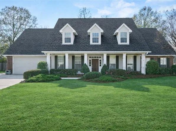 1303 Woodmere Dr, Mandeville, LA 70471