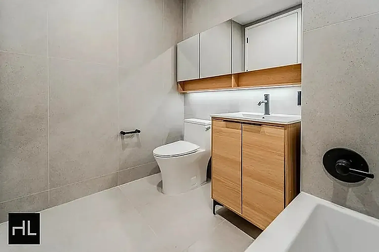 931 Carroll Street — Photo 4