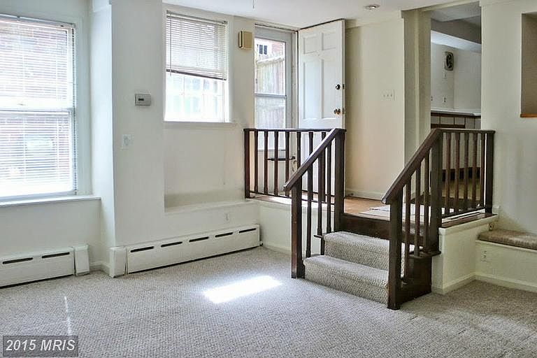 4. Entrance to Living room