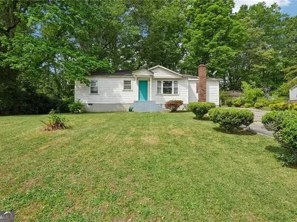 6300 Sweetbriar Dr SW, Mableton, GA 30126