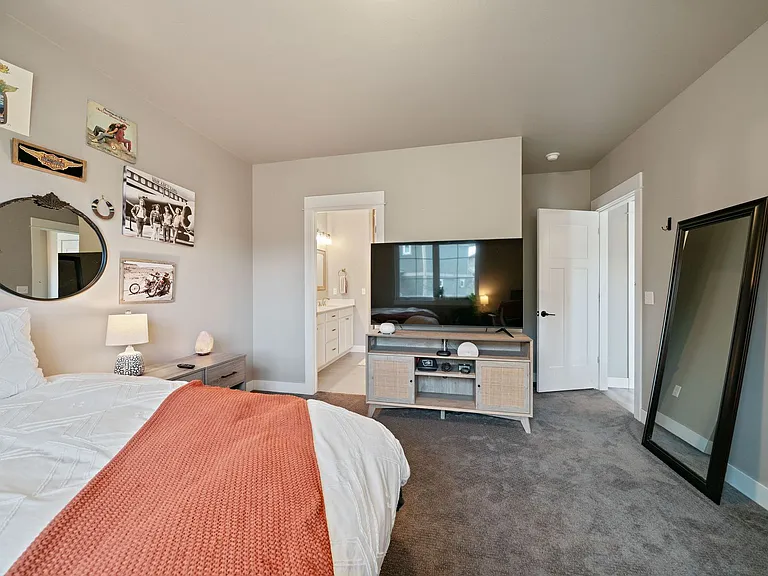 3083 Lori Ln — Photo 15