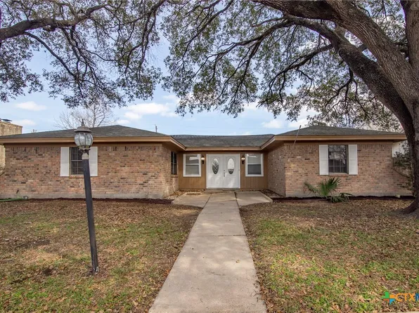 116 Guinevere St, Victoria, TX 77904