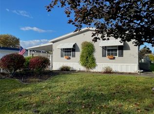 6330 Murphy Dr, Victor, NY 14564
