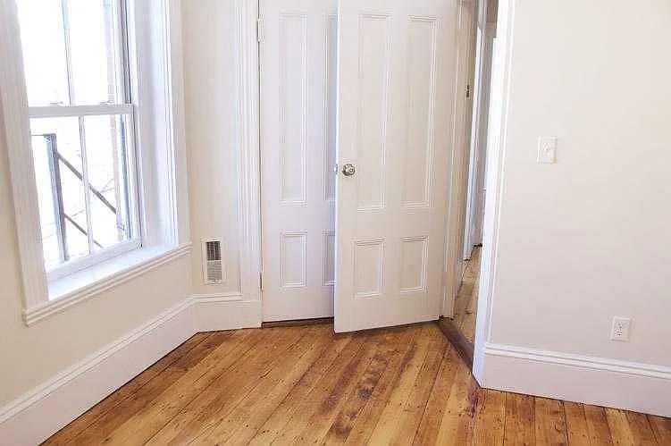 5 bed, $6,750 — Photo 4