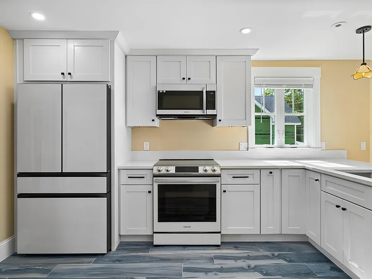 8 Water St #2 — Photo 2