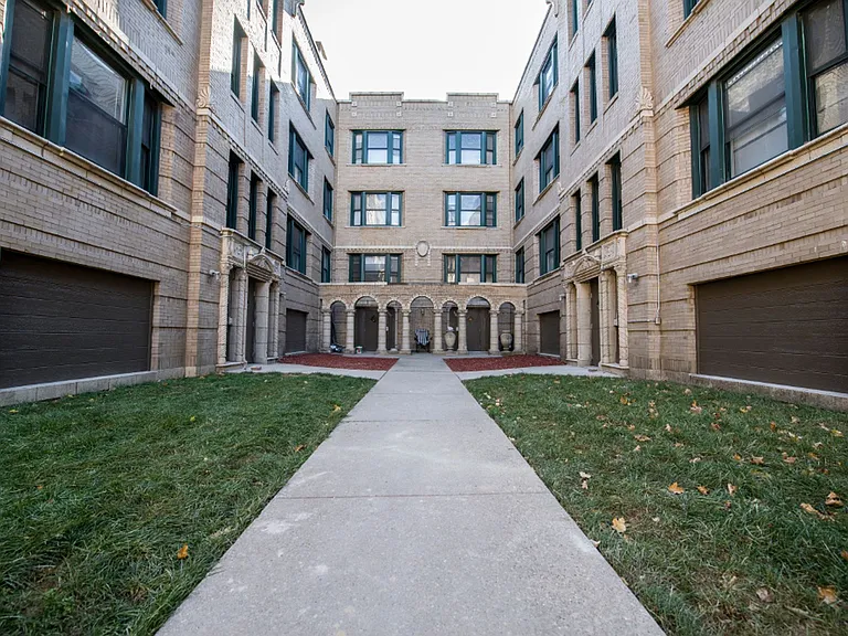 3501 W Adams — Photo 12