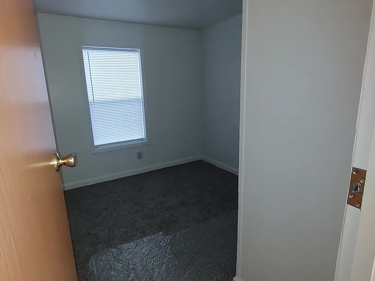 8672 Doris St — Photo 11