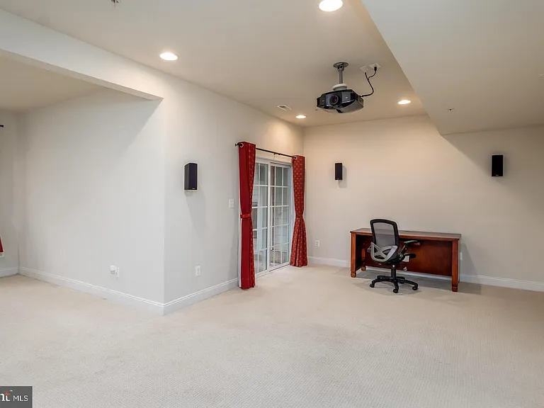 2123 Split Creek Ln — Photo 24