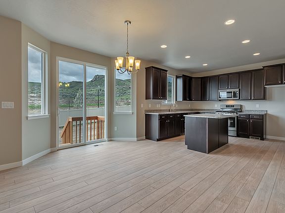 6th image of this home