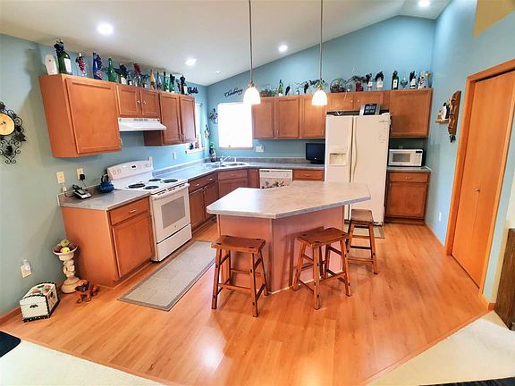 2nd image of 109 Indian Ct