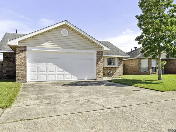 2414 N Sugar Ridge Rd, La Place, LA 70068