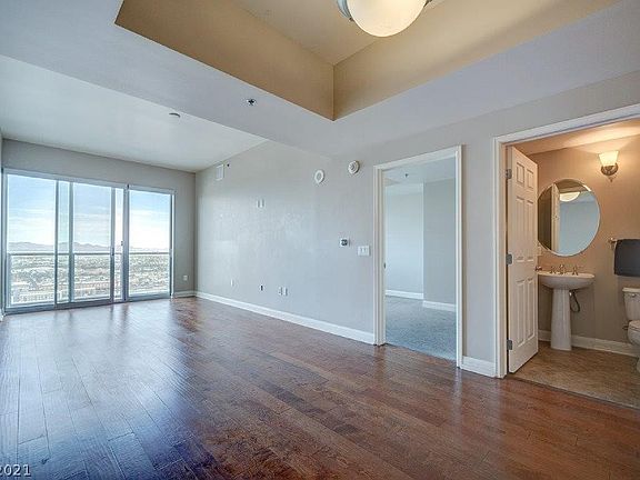 3rd image of 150 Las Vegas Blvd Unit 2218
