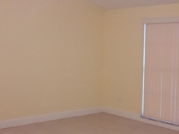 4th image of 7504 Eastmoor Ct
