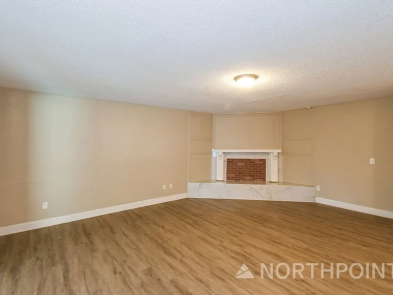 7215 Sharbeth Dr S — Photo 5