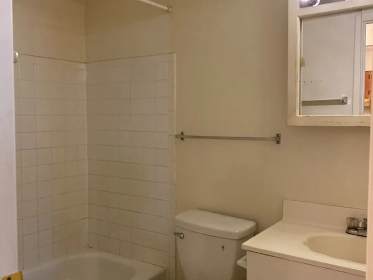 1705 Heatheridge Rd #I204 — Photo 10