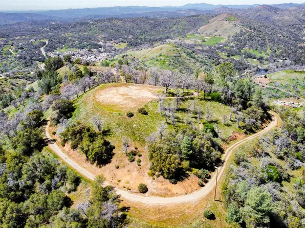 78 Northstar Ln, Coarsegold, CA 93614