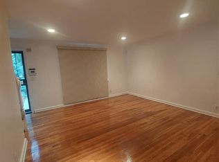 364 Billington Rd, Teaneck, NJ 07666