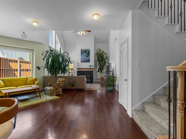 332 Kahala Dr, Dallas, TX 75218