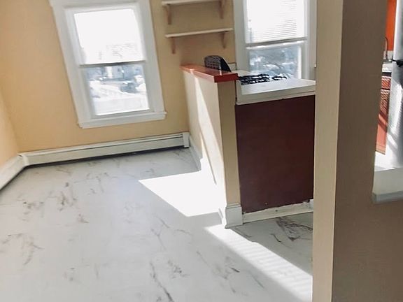 4th image of 33 Chandler St Floor 2