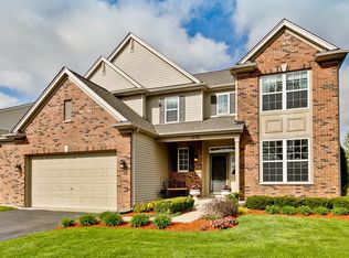 1776 Napa Suwe Ln, Wauconda, IL 60084