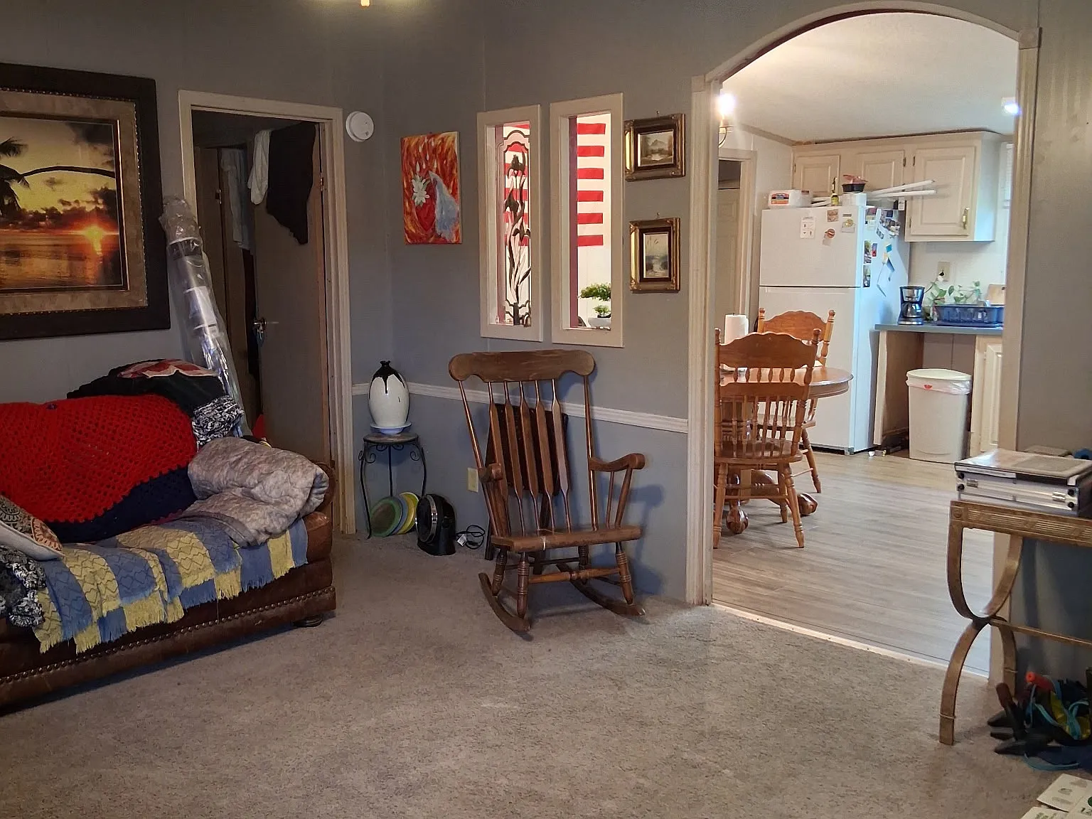 3 bed, 1120 sqft, $1,300 — Photo 4