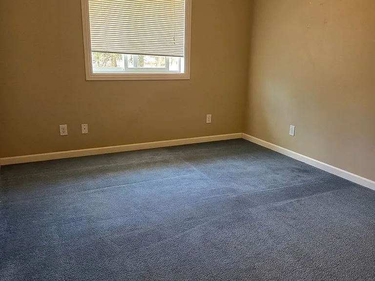20800 W Willow Springs Dr — Photo 12